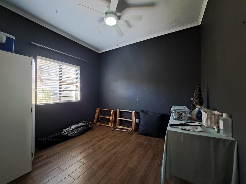 2 Bedroom Property for Sale in Vredekloof Western Cape
